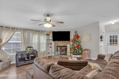 406 King Arthur Dr, Whiteville, NC 28472 - photo 7