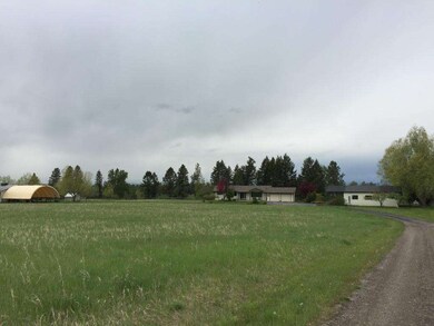 944 Kingfisher Ln, Kalispell, MT 59901 - photo 2