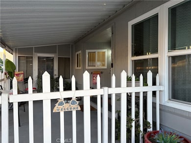 31816 E E unit 144, Yucaipa, CA 92399 - photo 3