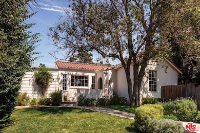 1410 Stanford Dr, Glendale, CA 91205 - photo 2