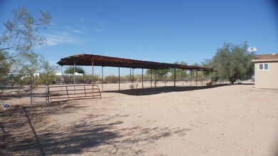 Huge Corral Area