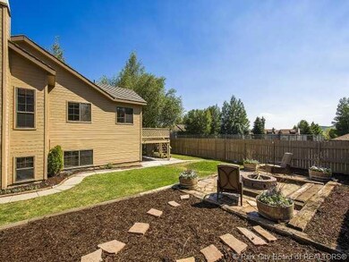 Yard/Garden.