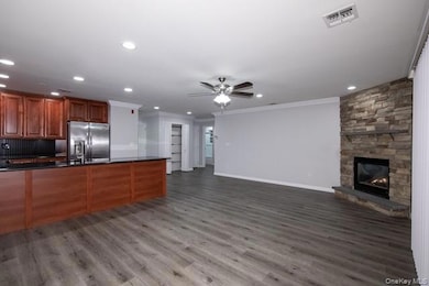 23 Neal Path, South Setauket, NY 11720 - photo 4