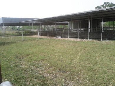 4855 N Val Verde Rd, Donna, TX 78537 - photo 3