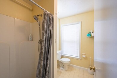 194 School St, Quincy, MA 02169 - photo 6