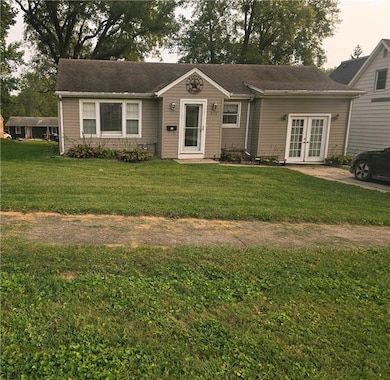 809 College St, Tarkio, MO 64491 - photo 2