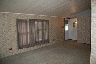 537 Johnson St unit 13, Hillsdale, IL 61257 - photo 6