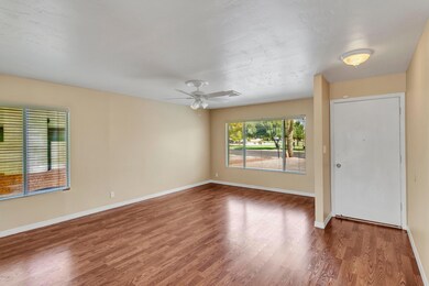 659 W Gro-006-024-IMG 9255-MLS_Size