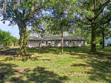 Big Backyard w/ Mature Trees! 