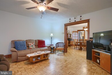 620 Bruckman Ave, Reading, PA 19605 - photo 6