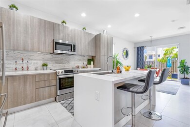 10281 NW 72nd St, Doral, FL 33178 - photo 4