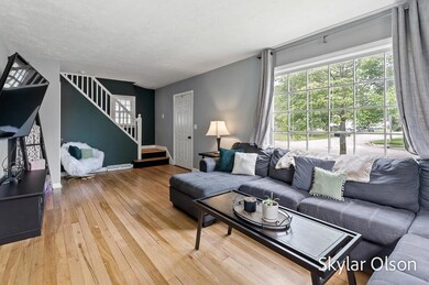 2113NormanAve-10LoRes