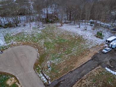 104 Lindsay Ct, Piketon, OH 45661 - photo 2