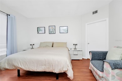 5566 Metrowest Blvd unit 10, Orlando, FL 32811 - photo 3