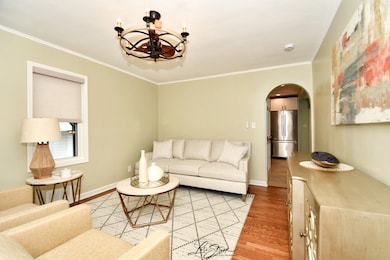 635 E Prairie Ave, Lombard, IL 60148 - photo 4