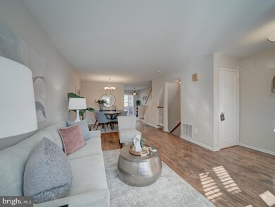 7496 Laurel Oak Ct, Springfield, VA 22153 - photo 7