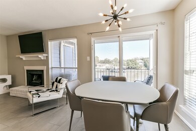 Imagine dining here with gorgeous waterfront views