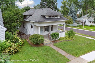 01-2400-Strathmore-Rd-Lansing-MI-48910-W