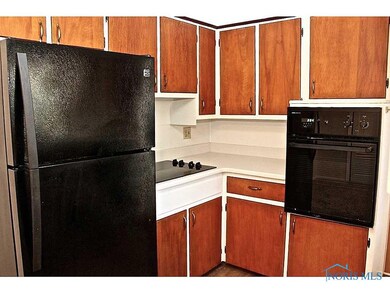 3110 Oak Grove Place, Toledo, OH 43613 - photo 7