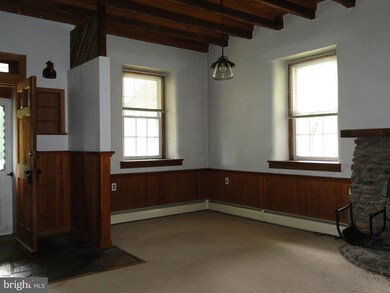 1230 Nursery Rd, Green Lane, PA 18054 - photo 5