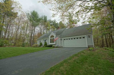 15 Lindsay Rd, Hooksett, NH 03106 - photo 2