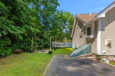 6 Smith St, Milford, NH 03055 - photo 4