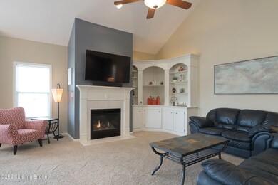8802 Fox Chase Place, Louisville, KY 40228 - photo 7