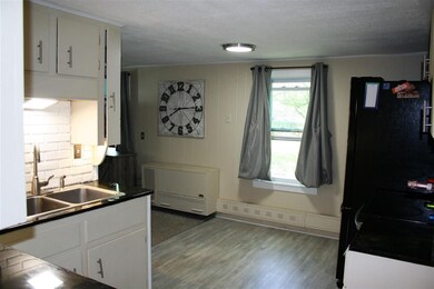 12 Second St, Claremont, NH 03743 - photo 4