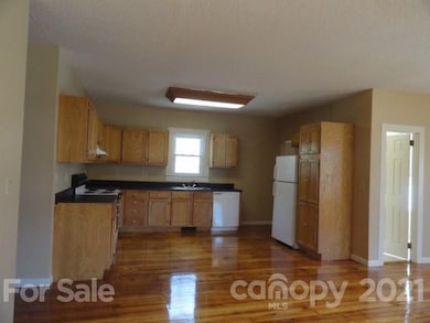 813 Academy St, Asheville, NC 28803 - photo 7