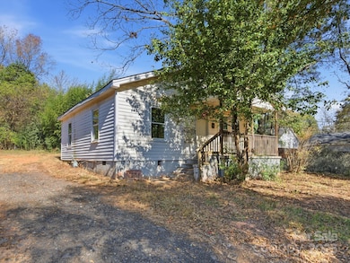 202 Alexander St, Clover, SC 29710 - photo 3