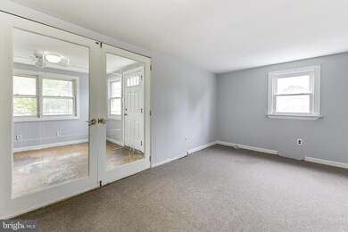 101 N Stiles Ave, Maple Shade Township, NJ 08052 - photo 5