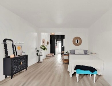 1060 Pennsylvania Ave unit 3, Miami Beach, FL 33139 - photo 3