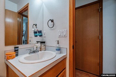 540 NW Blair Loop, Sheridan, OR 97378 - photo 4