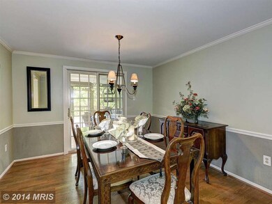 9827 Fosbak Dr, Vienna, VA 22182 - photo 7