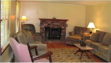 73 Strong Rd, Southampton, MA 01073 - photo 3