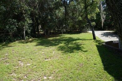 07) Beautiful Location