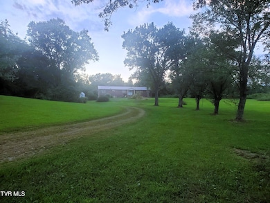 1865 Rheatown Rd, Chuckey, TN 37641 - photo 2