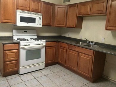 KITCHEN2