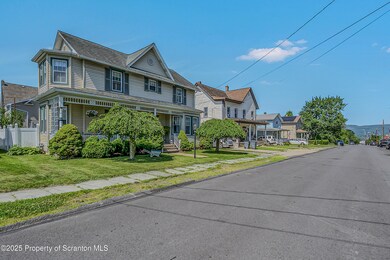 216 Cherry St, Dunmore, PA 18512 - photo 4