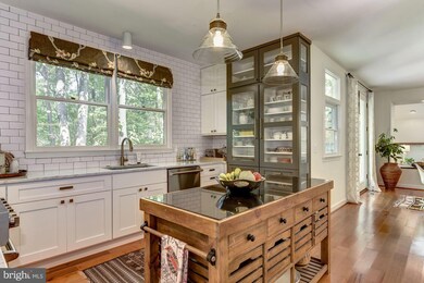 9216 Vendome Dr, Bethesda, MD 20817 - photo 7