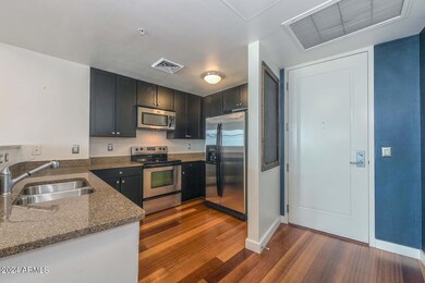 Summit at Copper Square unit 1002, Phoenix, AZ 85004 - photo 6