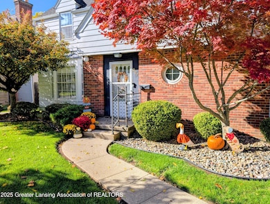807 N Foster Ave, Lansing, MI 48912 - photo 3