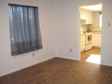 16418 Barcelona Dr, Friendswood, TX 77546 - photo 6