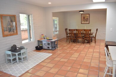 Living Dining