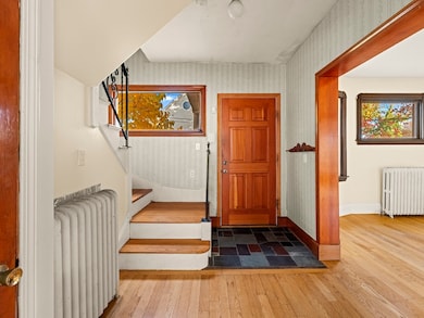 2 Laurel St, Chelsea, MA 02150 - photo 6