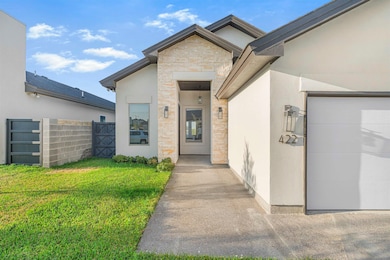 422 Journey Loop, Laredo, TX 78045 - photo 3