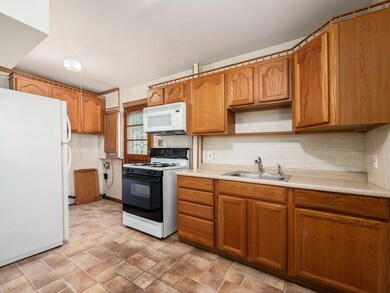 879 Duke Rd, Columbus, OH 43213 - photo 7