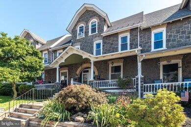 321 Race St, Perkasie, PA 18944 - photo 2