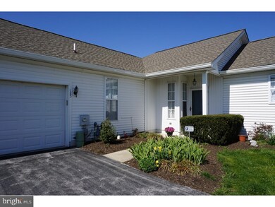 185 E Hunting Horn Ln unit 44, Glen Mills, PA 19342 - photo 3