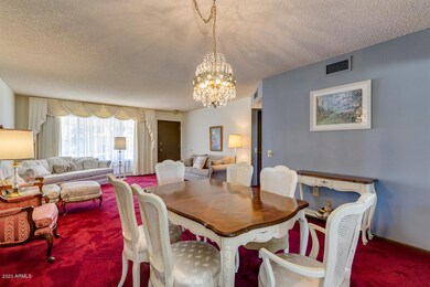 9862 W Country Club Ct, Sun City, AZ 85373 - photo 5